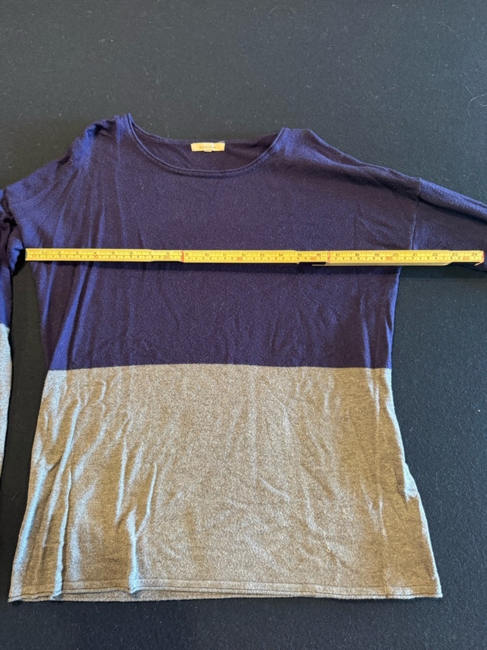 41 Hawthorn Navy and Gray Colorblock Scoop Neck Sweater - Picture 4 of 10